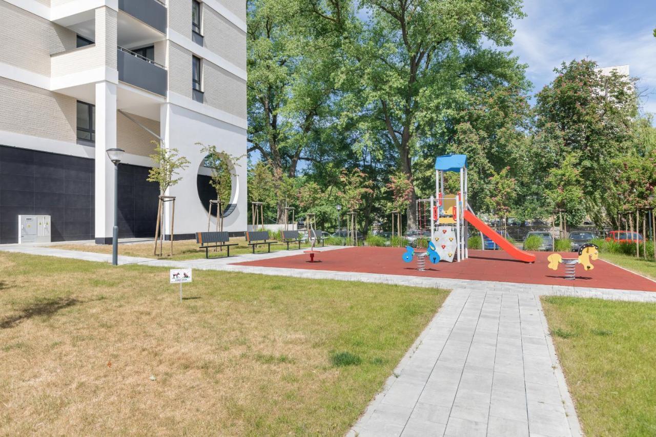 Apartamenty Platany Z Parkingiem By Noclegi Renters Kołobrzeg Exterior foto
